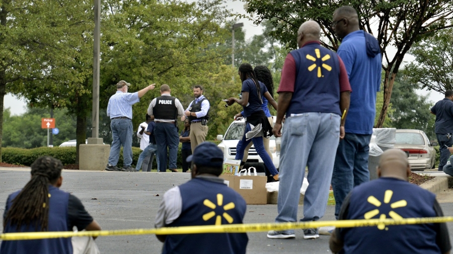 2 Killed, 2 Wounded in Shooting at Walmart in Mississippi