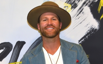 Country Singer Drake White Rushed to the Hospital After Almost Collapsing Onstage