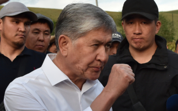 Police Storm Former Kyrgyz President’s Home to Try Arrest Him, 1 Dead, 35 Injured