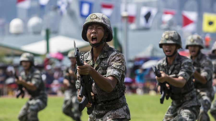 Chinese Army to Intervene in Hong Kong Protests? Local Analyst Says Not Likely
