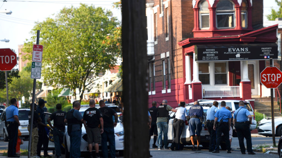 Philly Shootout Suspect Who Wounded 6 Cops Was Federal Informant: Report