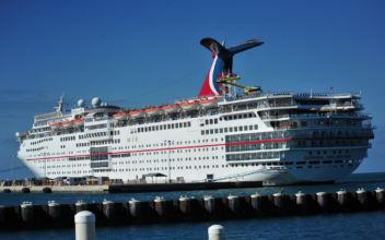 Two ‘Heroic’ Entertainers Rescue Wheelchair-Bound Girl on Carnival Cruise Who Fell Off Dock