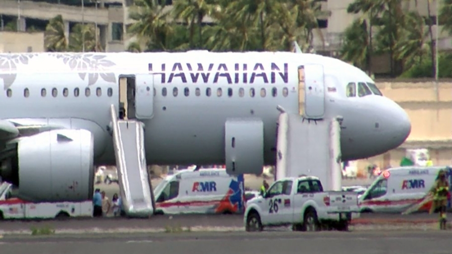7 Sent to Hospital After Smoke Fills Cabin of Hawaii Flight