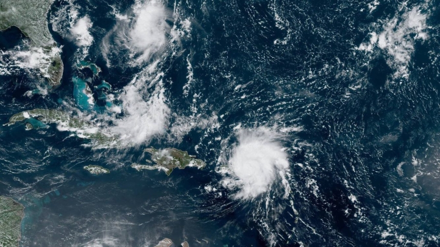 Dorian Hits US Virgin Islands as Category 1 Hurricane