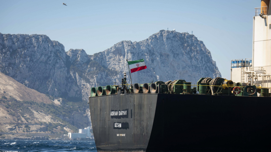 Iran Tanker Heads to Greece After Release, Iran Warns US Against Seizure Attempt