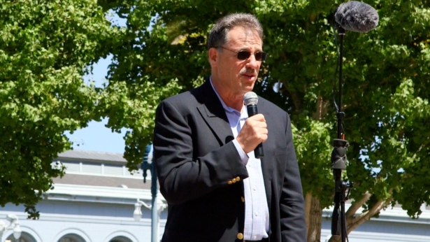 Larry Diamond said they are fighting for universal values and that's something leaders around the world should defend on Aug. 17, 2019. (Ted Lin/NTD)