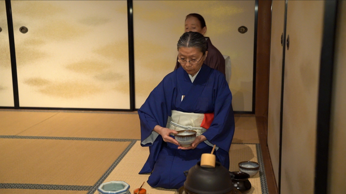 A performance of Urasenke-style tea ceremony at the Metropolitan Museum of Art in New York, August 2019. (Shenghua Song/NTD)