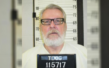 Tennessee Inmate Executed in Electric Chair for Stabbing Mother and 15-Year-Old Daughter to Death