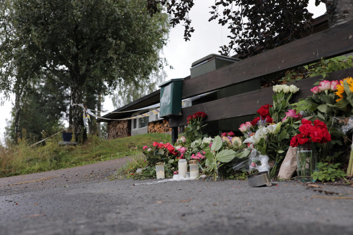 Flowers dedicated to the late stepsister of a suspected gunman, who attacked Al-Noor Islamic Centre Mosque, are seen outside their house in Baerum outside Oslo, Norway, on Aug. 12, 2019. (NTB Scanpix/Orn E. Borgen via Reuters)