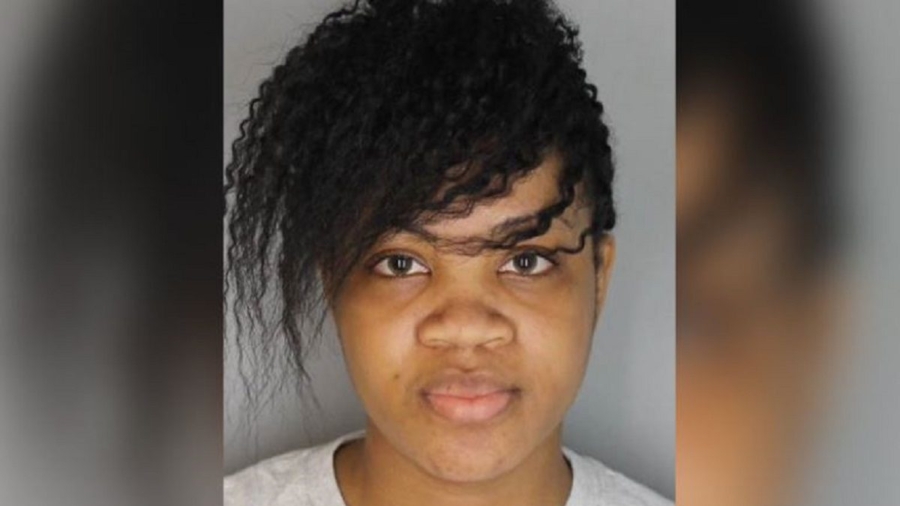 Woman Robbed Empty Homes During Funerals After Looking at Obituaries: Prosecutors