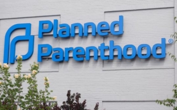 Ruling Means Missouri’s Last Abortion Clinic Stays Open