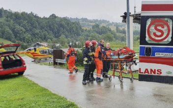 Lightning Strikes Kill 5, Injure Over 100 in Poland’s Tatra Mountains