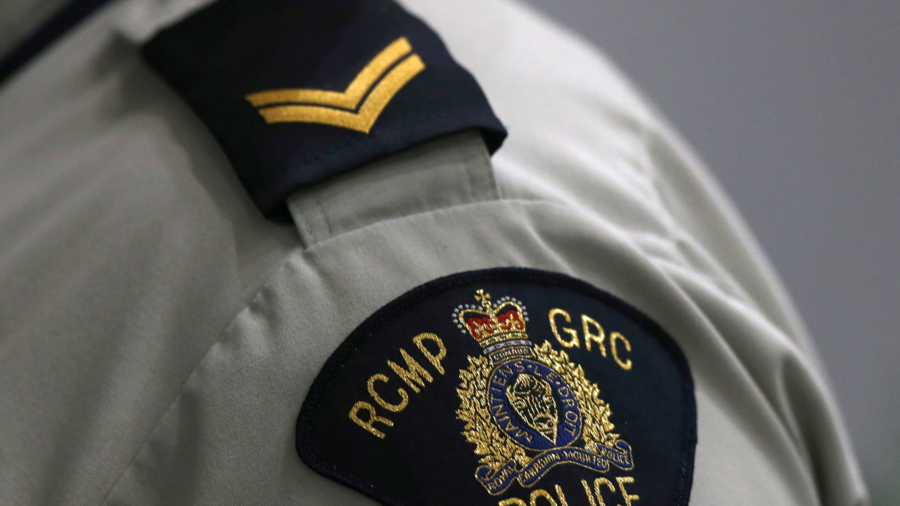 Canadian Police to Issue Fines of up to $1 Million for Violating Self-Quarantine