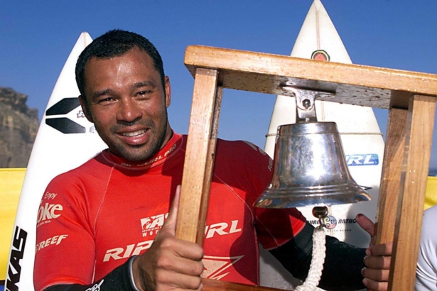 Sunny Garcia in a 2000 file photo (Pierre Tostee/ALLSPORT)