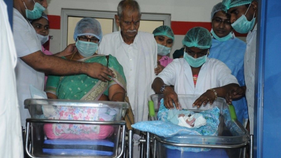 Indian Woman Gives Birth to Twins at Age of 73