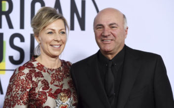 “Shark Tank” Star Kevin O’Leary’s Wife Charged in Boat Crash