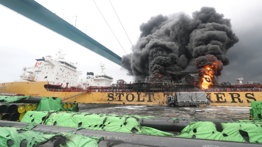 Fire on Oil Tankers at South Korean Port Injures Nine: Yonhap