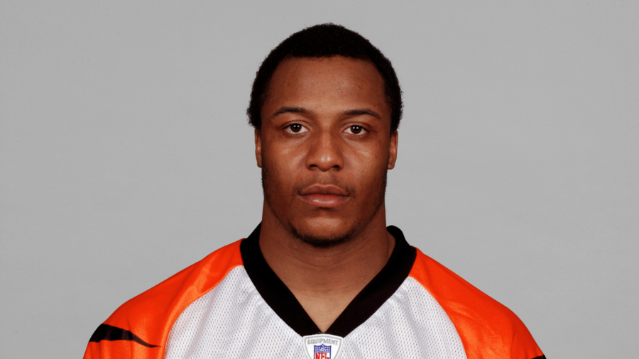 Former NFL Player Terrell Roberts Shot and Killed