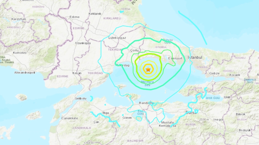 Moderate Quake Shakes Istanbul, Eight People Slightly Hurt