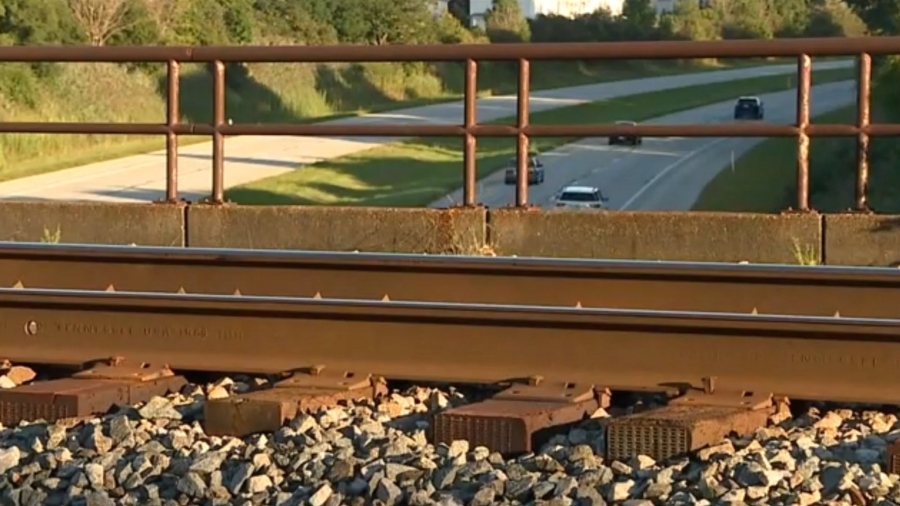 3 Boys Drop Rocks Off Overpass, Damage 16 Cars