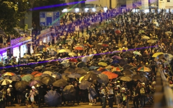 ‘We Are Back’: Hundreds of Thousands of Hongkongers Mark Anniversary of 2014 Mass Protests
