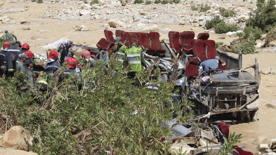 Report: 14 Dead Aboard Overturned Bus in Morocco Floods