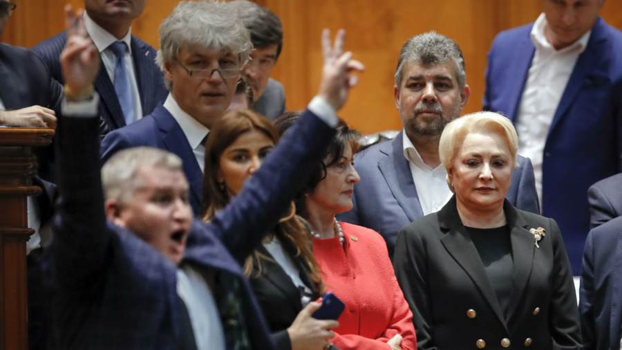 Romania’s Social Democratic Government Loses No-confidence Vote