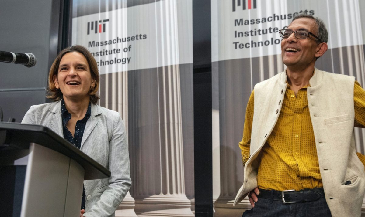 Esther Duflo (L) and Abhijit Banerjee speak during a news conference at Massachusetts Institute of Technology in Cambridge, Mass., on Oct. 14, 2019. (Michael Dwyer/AP)