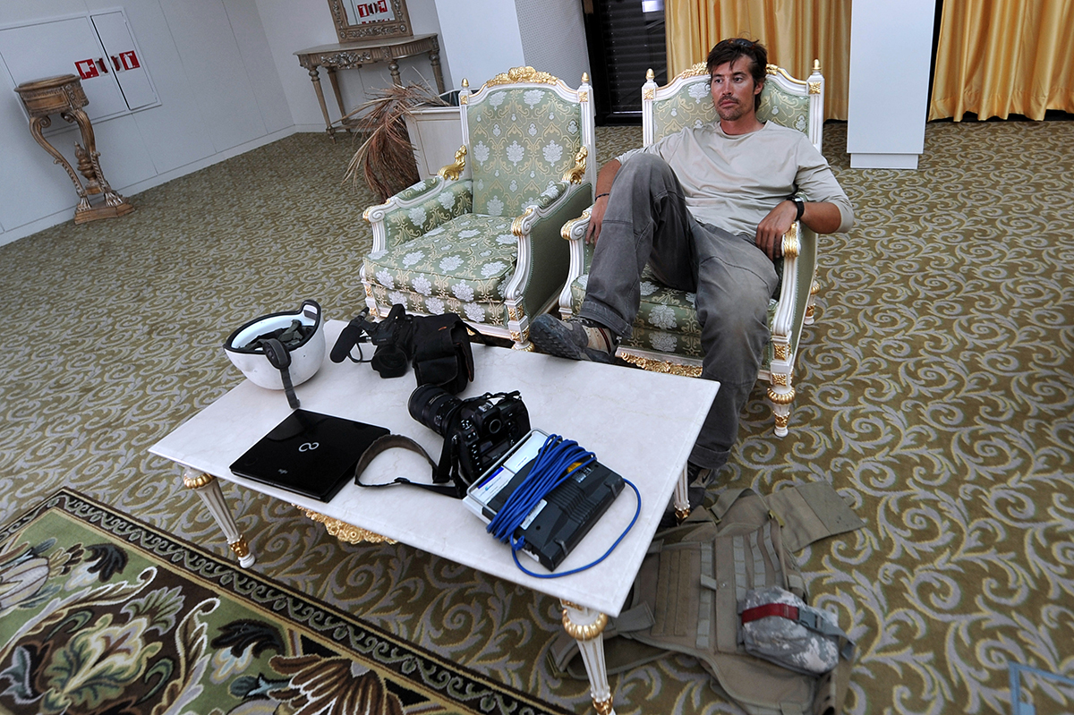 U.S. freelance reporter James Foley resting in a room at the airport of Sirte, Libya, on Sept. 29, 2011. (Aris Messinis/AFP/Getty Images)