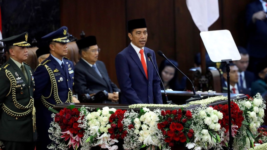 Indonesia’s Widodo Faces Test on Reform Credentials in Second Term