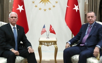 US, Turkey Agree on Ceasefire in Syria as Kurd-Assad Alliance Blocks Turkish Offensive