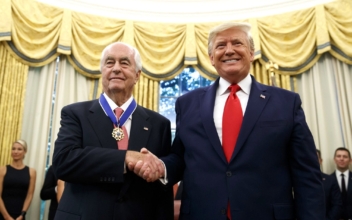 Trump Awards Presidential Medal of Freedom to Racing’s Penske
