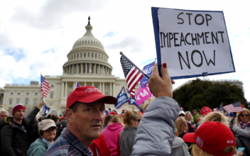 Hundreds Gather to Support President Trump in ‘Against Impeachment’ Rally