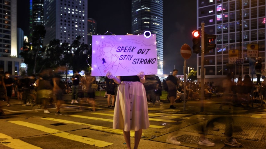 Activist in China #MeToo Movement Detained After Hong Kong Visit