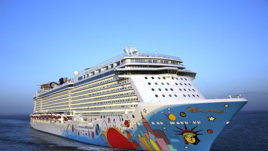 Angry Cruise Passengers Protest Skipped Ports