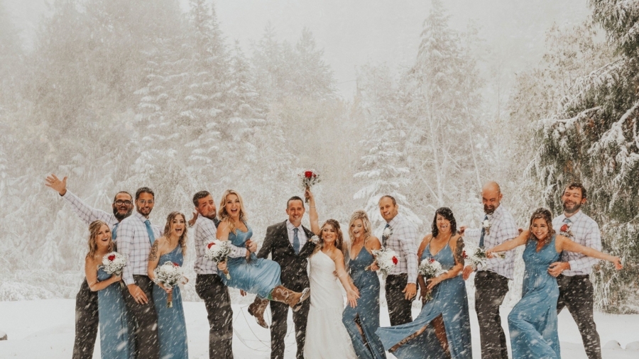 Couple Plans Perfect Fall Wedding, Then Snowstorm Hits