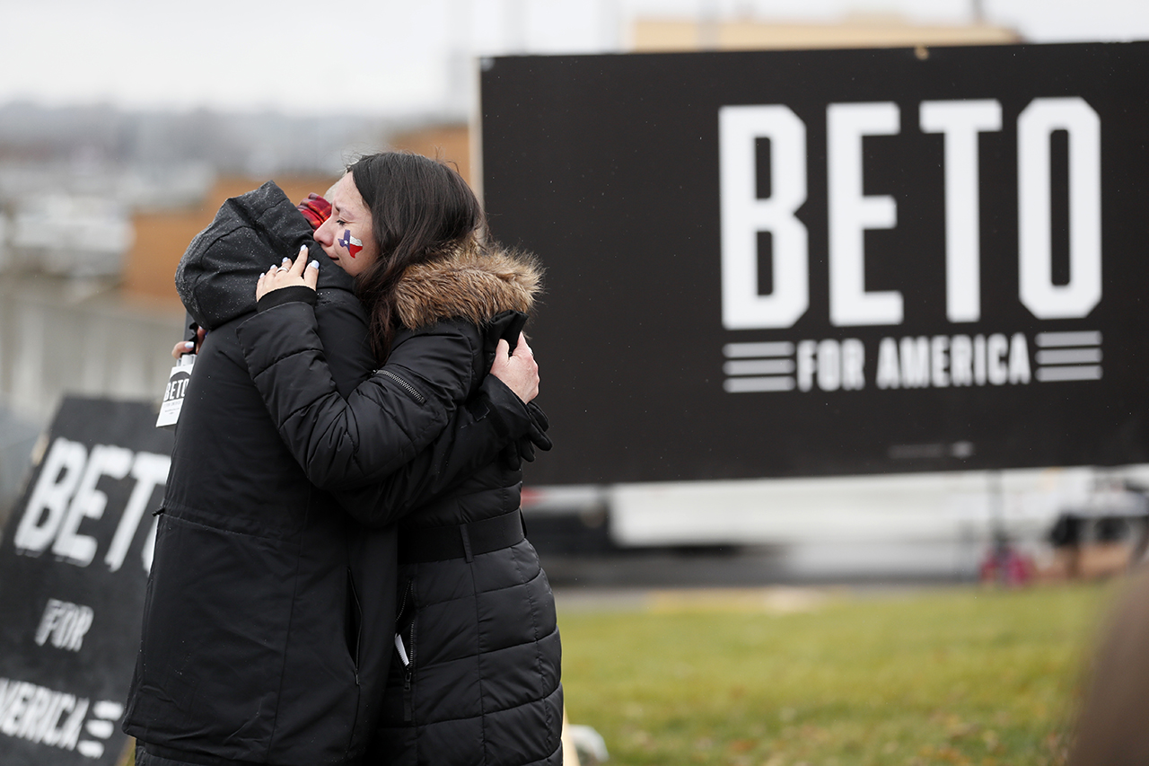 Supporters for Democratic presidential candidate Beto O'Rourke react while waiting for him to speak before the Iowa Democratic Party's Liberty and Justice Celebration in Des Moines, Iowa, on Nov. 1, 2019. (AP Photo/Charlie Neibergall)