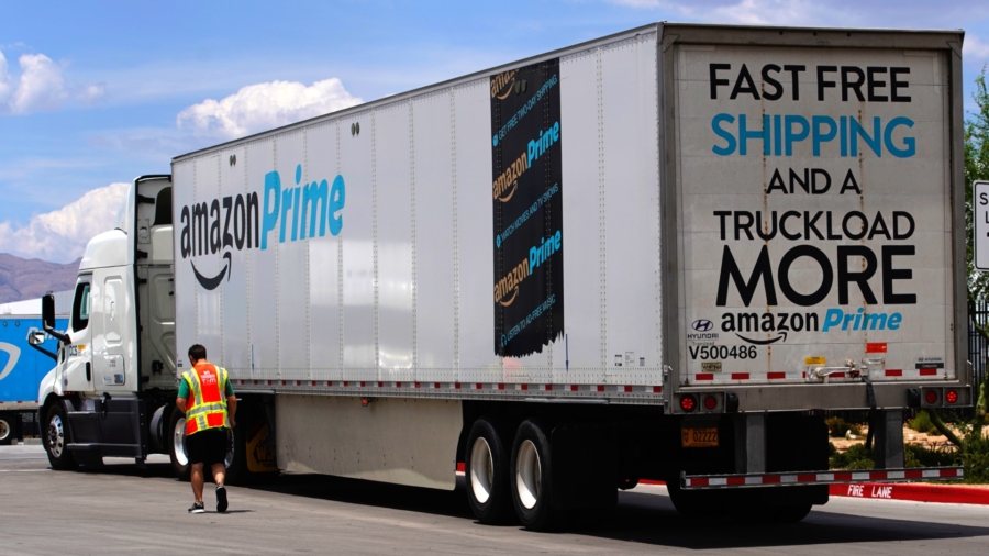 Small Plane Crash-Lands on Florida Street, Hitting Amazon Delivery Truck