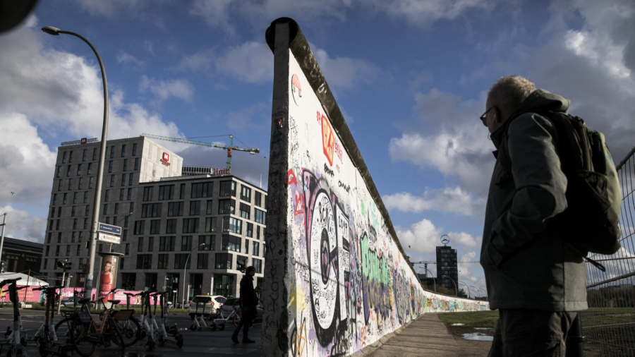 National Victims of Communism Day: 11/7