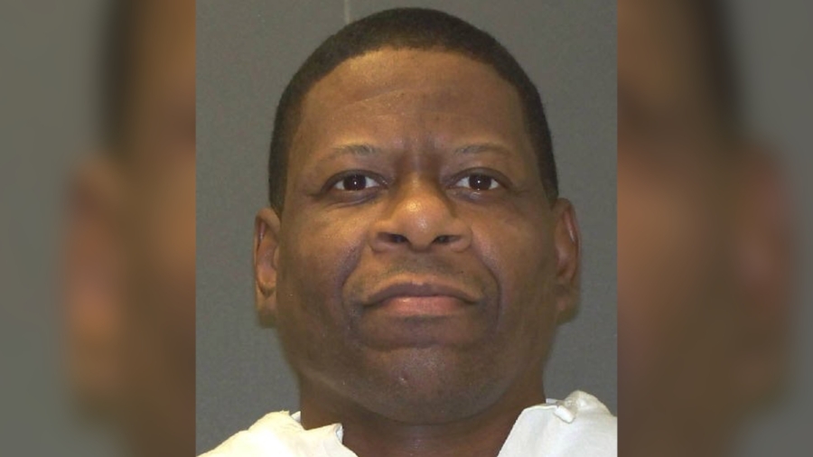 Texas Court Halts Execution of Man Convicted of Killing 19-Year-Old Lover