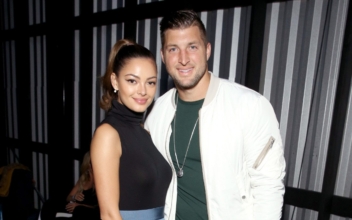 Former NFL Quarterback Tim Tebow and Miss Universe 2017 Get Married