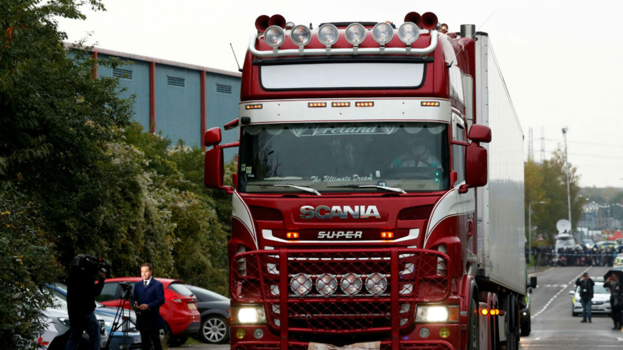 Police Arrest 26 People in UK Truck Deaths of 39 Vietnamese