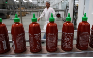 Recall: “Bloated” Sriracha Hot Chili Sauce Bottles, Warns Australian Food Authority
