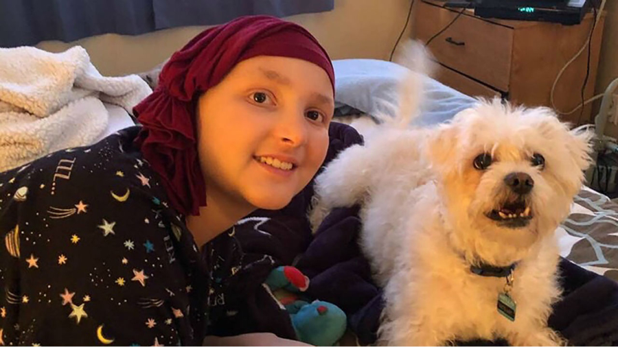 This 14-Year-Old Beat Stage 4 Cancer, Just in Time to Make It Home for Christmas