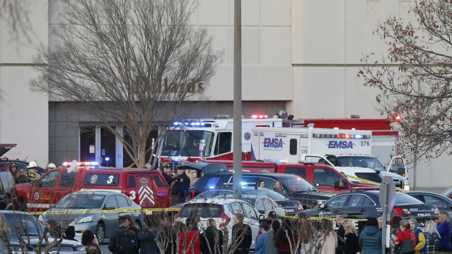 Suspect in Custody After Man Shot at Oklahoma City Mall