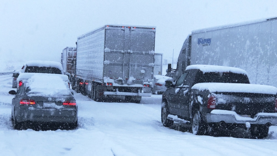 Major Storm Moves Eastward From California With Heavy Snow, Thunderstorms
