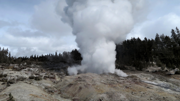 Steamboat Geyser