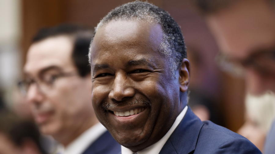Ben Carson Says People of Faith Should Be Praying for Trump