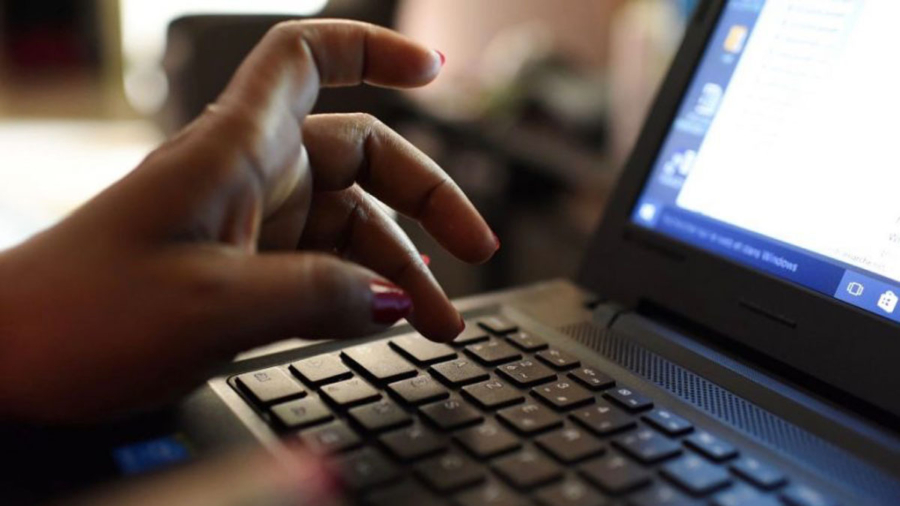 Beware Fake Websites This Holiday Season