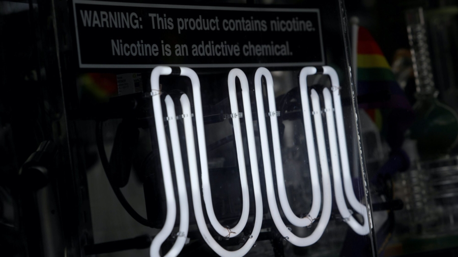 FDA Targets E-Cigs That Hook Teens but Don’t Help Smokers Quit
